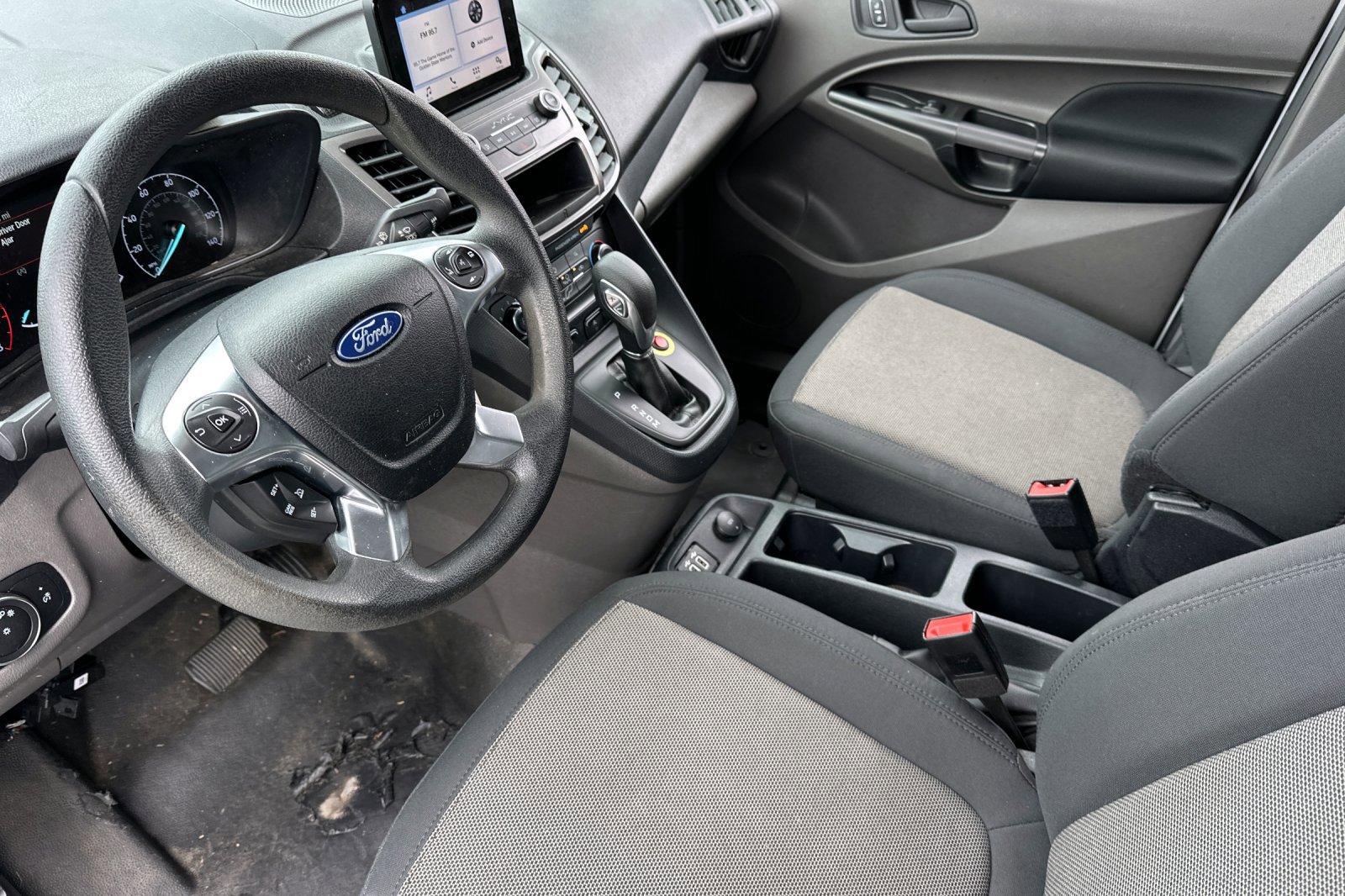 Used 2020 Ford Transit Connect XL image 9
