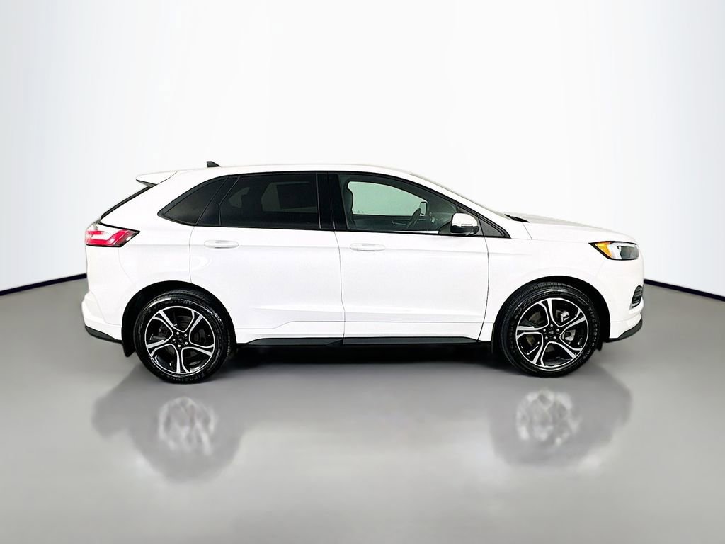 Used 2022 Ford Edge ST image 8