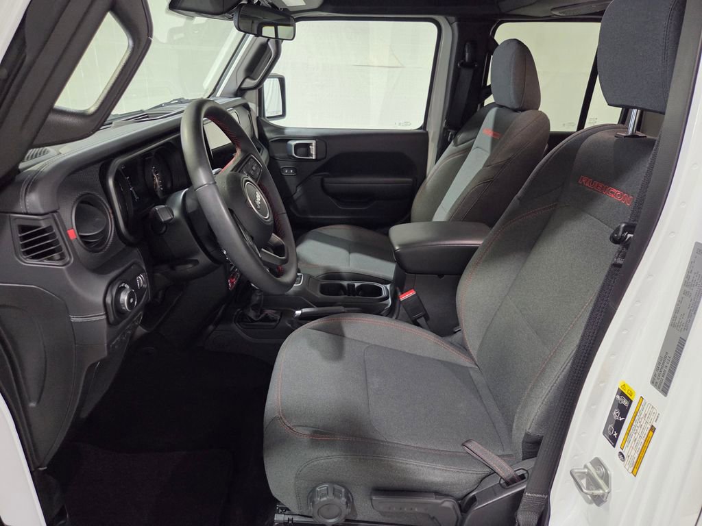 Used 2025 Jeep Wrangler Unlimited Rubicon image 14