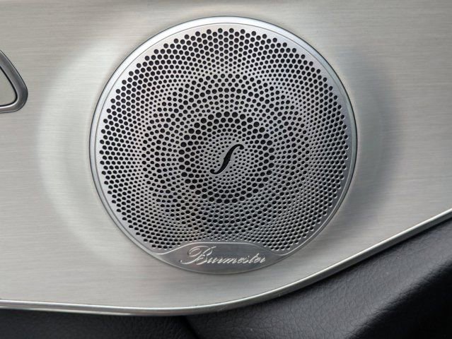 Used 2019 Mercedes-Benz GLC 300 4MATIC image 16