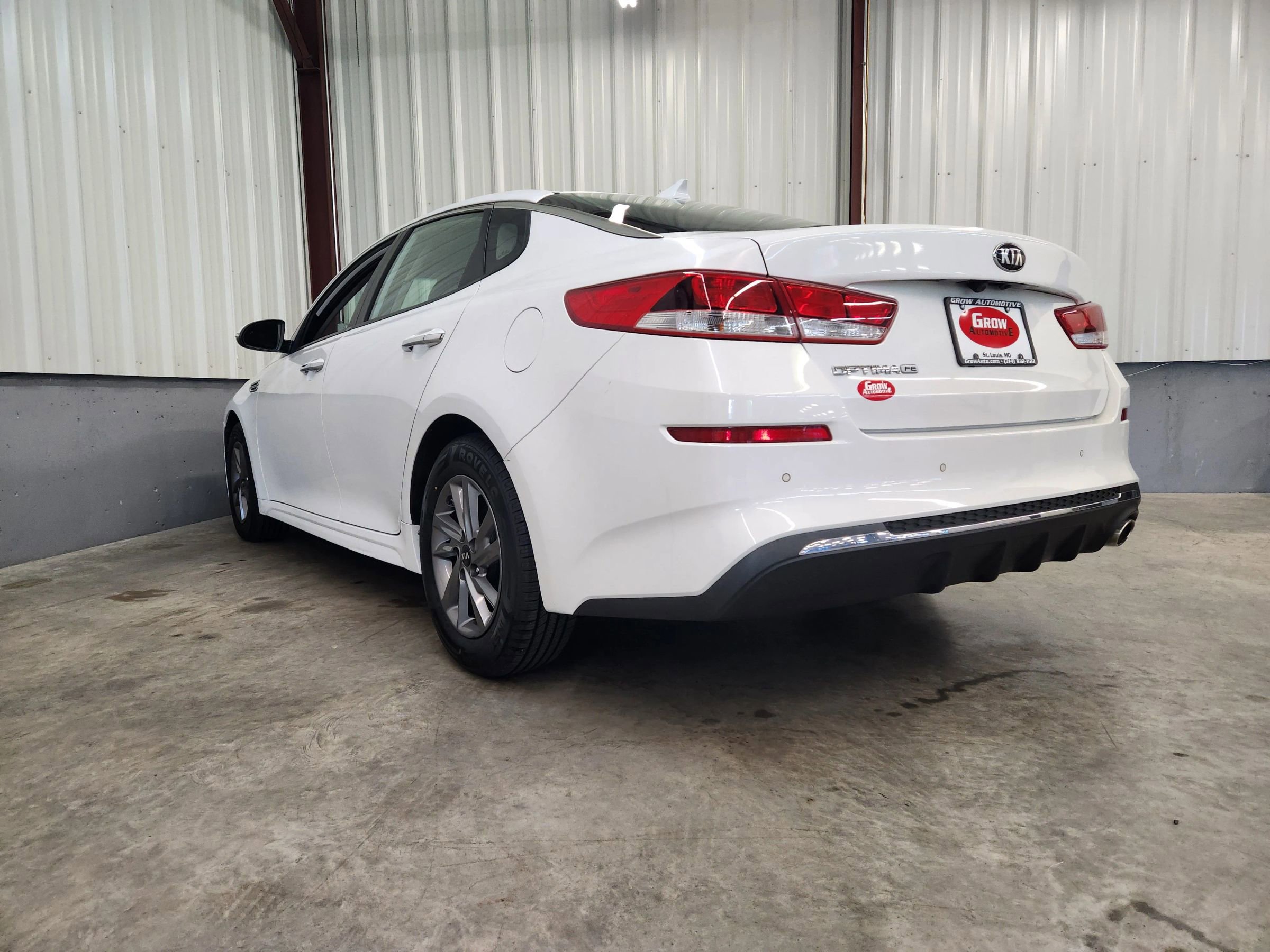 Used 2020 Kia Optima LX image 18