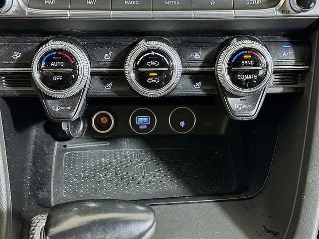 Used 2023 Genesis G70 3.3T w/ Sport Advanced Package RWD image 18