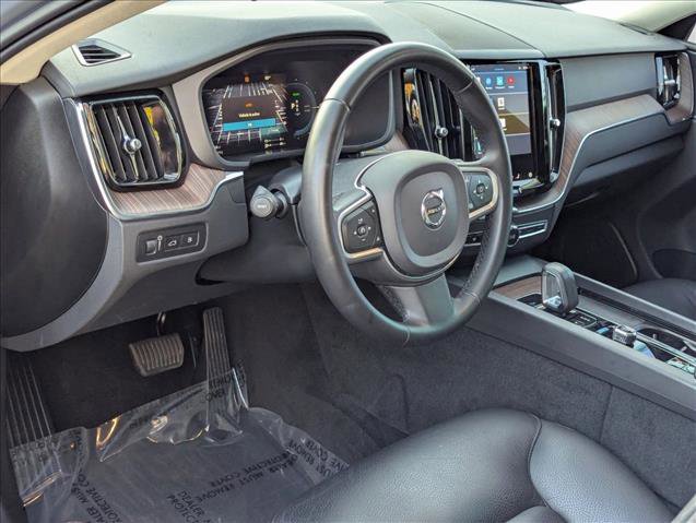 Used 2022 Volvo XC60 T8 Inscription Expression image 10