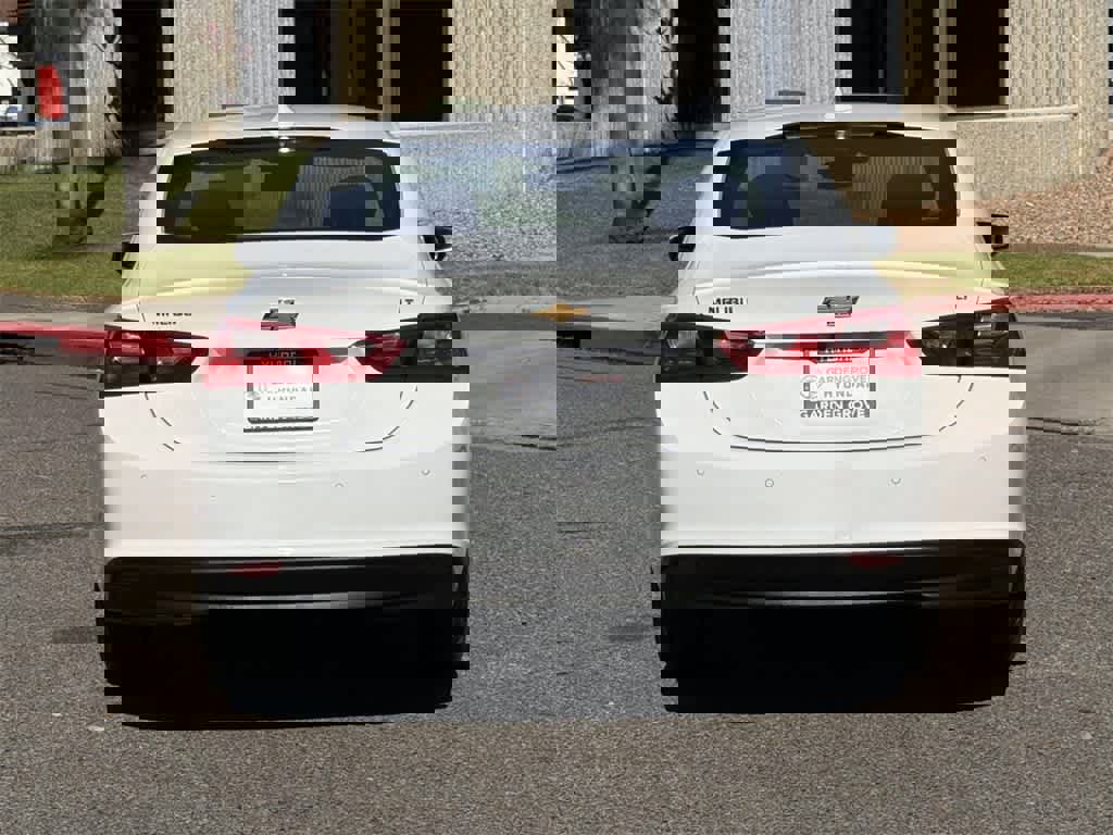 Used 2024 Chevrolet Malibu LT image 5