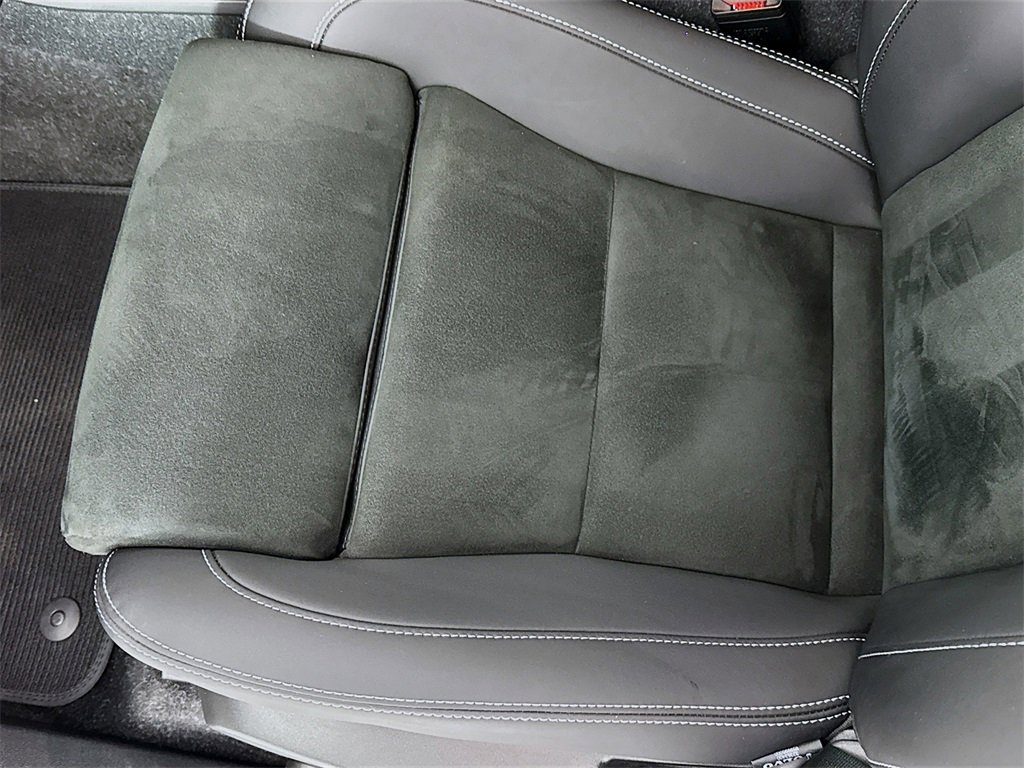 Used 2023 Volvo C40 P8 Recharge Plus image 19