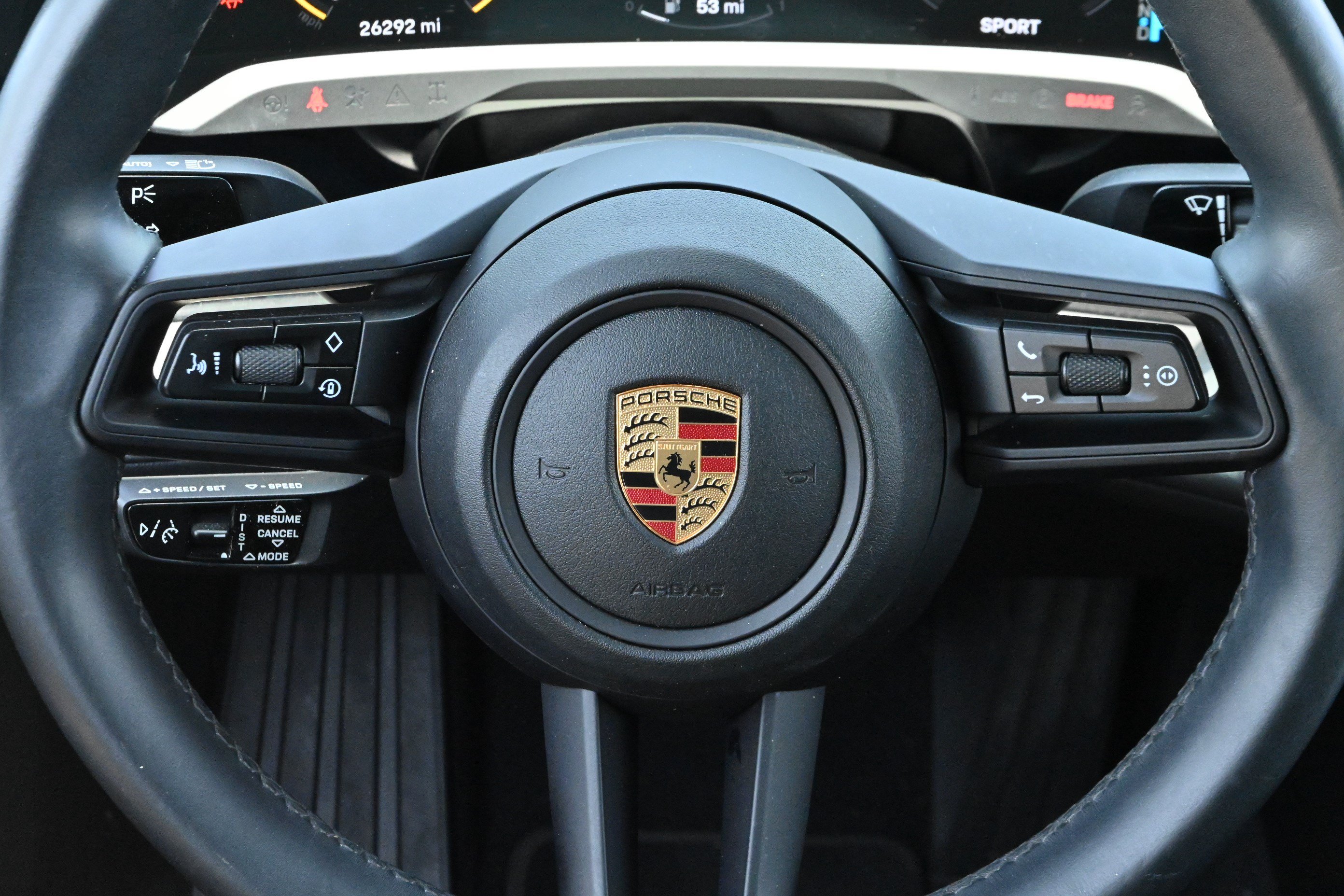 Used 2022 Porsche Taycan RWD image 31