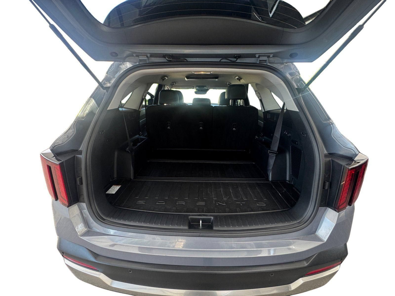 Used 2025 Kia Sorento S AWD/4WD image 18