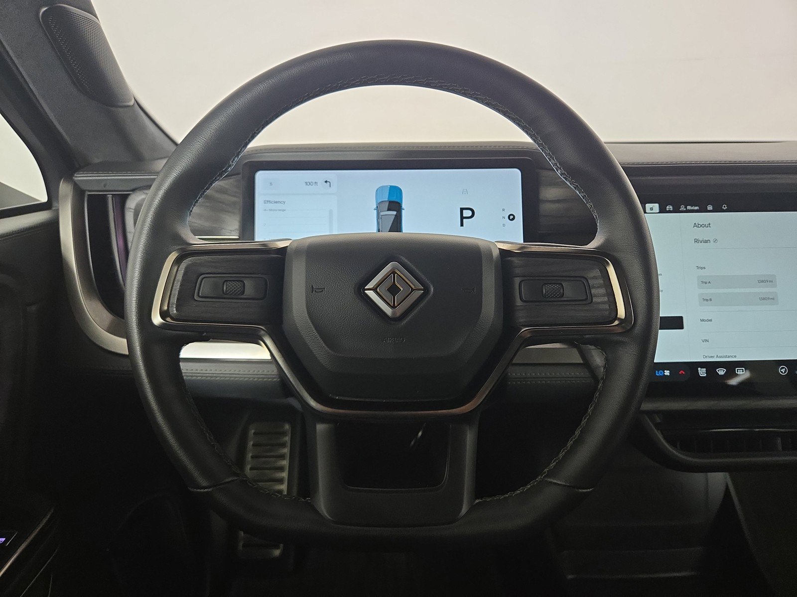 Used 2022 Rivian R1S Launch Edition image 28