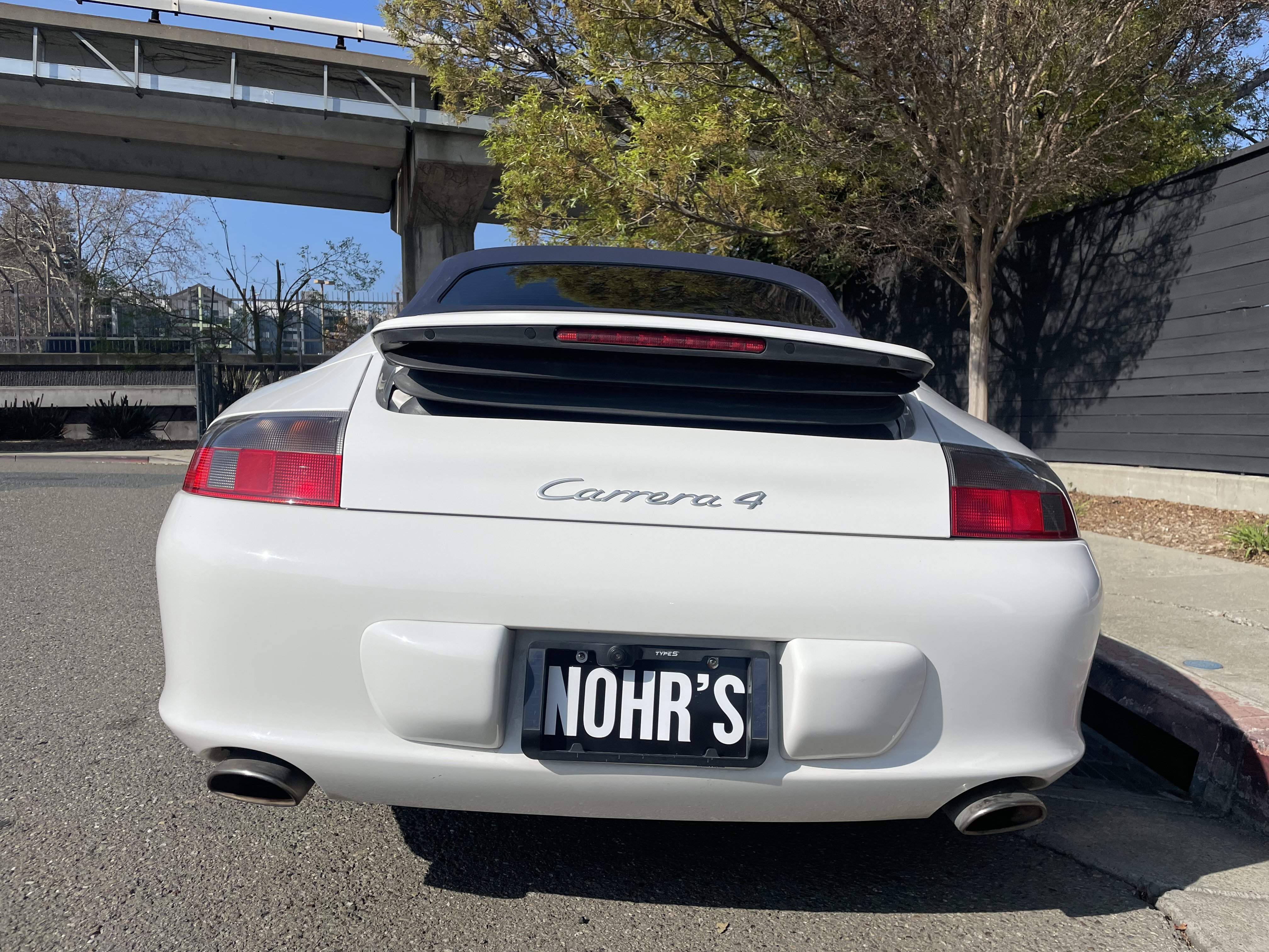 Used 2003 Porsche 911 Carrera 4 image 8