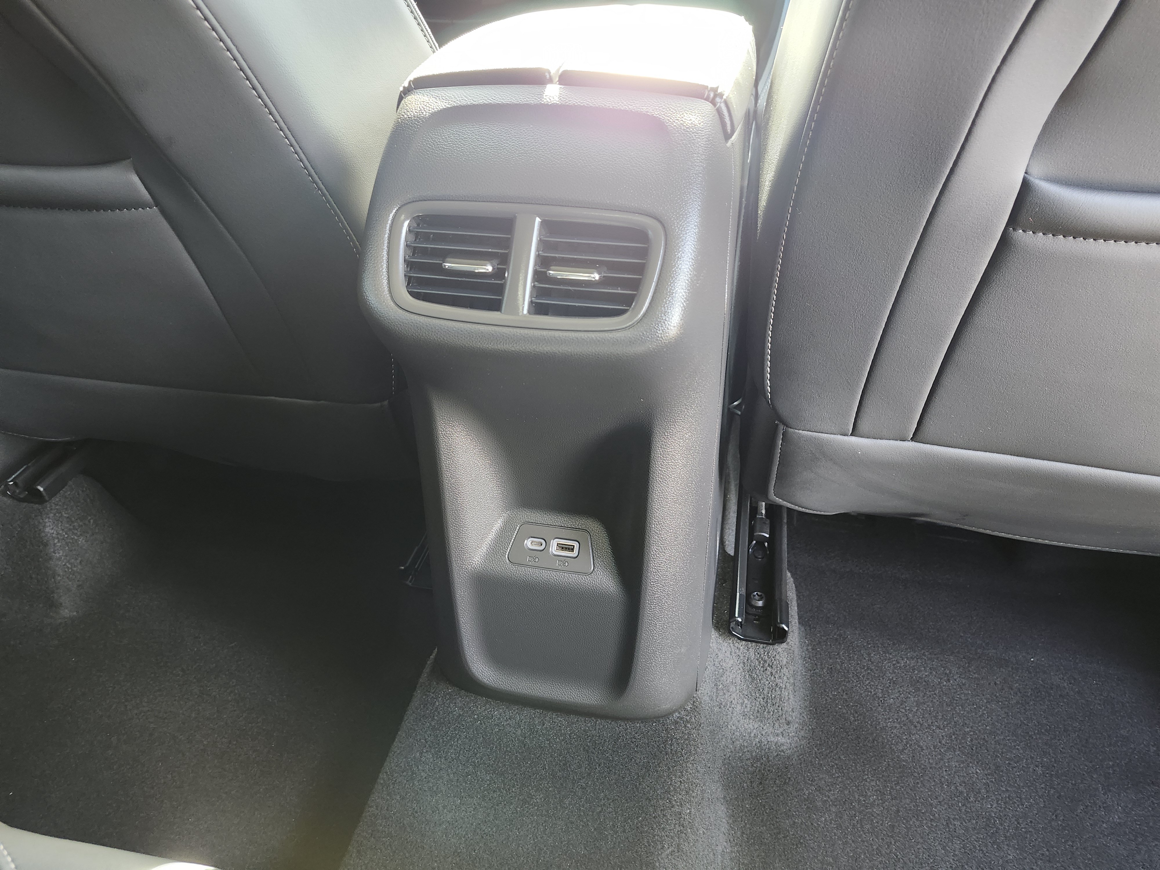 Used 2023 Buick Envision Essence FWD image 22
