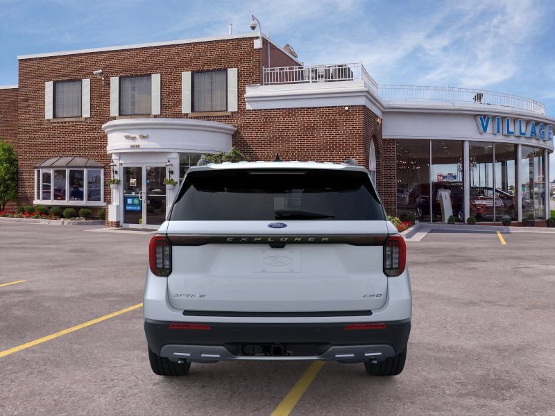New 2026 Ford Explorer Active w/ Active Comfort Package AWD/4WD image 5