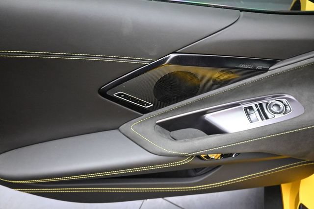 Used 2025 Chevrolet Corvette Stingray Premium Cpe w/ Z51 Performance Package RWD image 17
