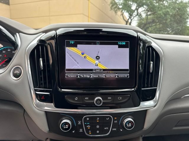 Used 2018 Chevrolet Traverse LT FWD image 10