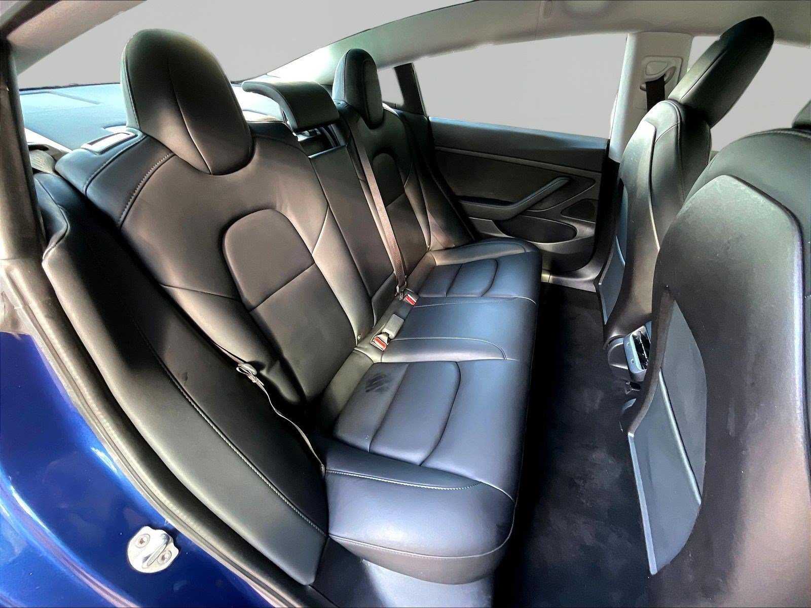 Used 2020 Tesla Model 3 Standard Range Plus RWD image 24