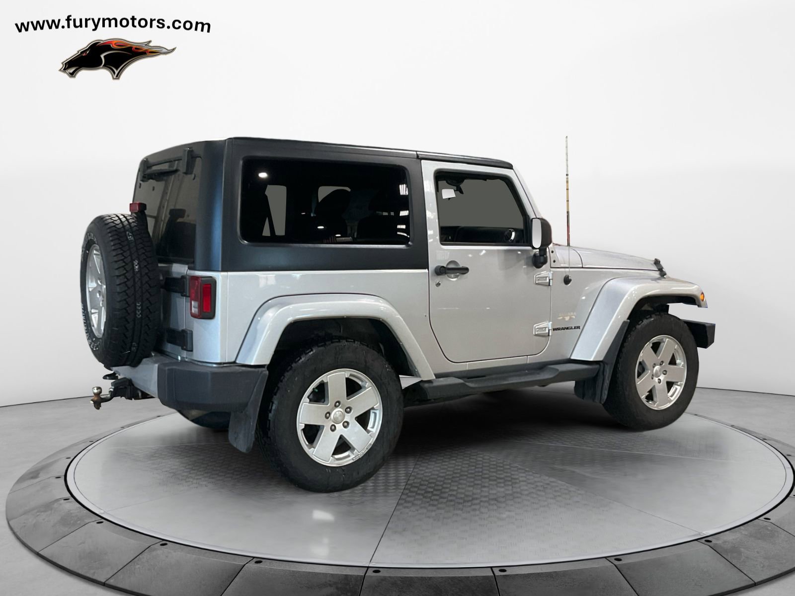Used 2011 Jeep Wrangler Sahara image 3