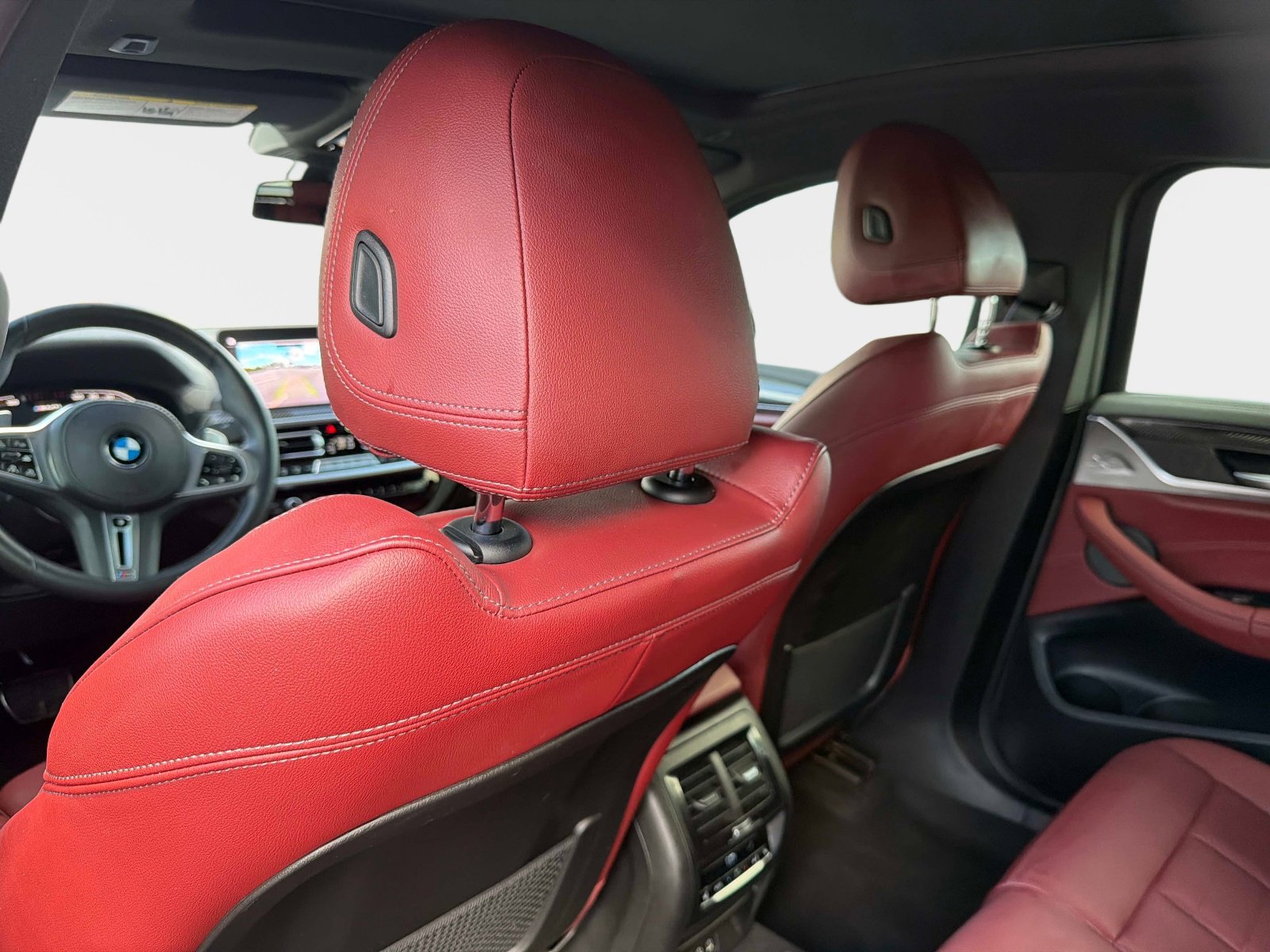 Used 2025 BMW X4 M40i image 34