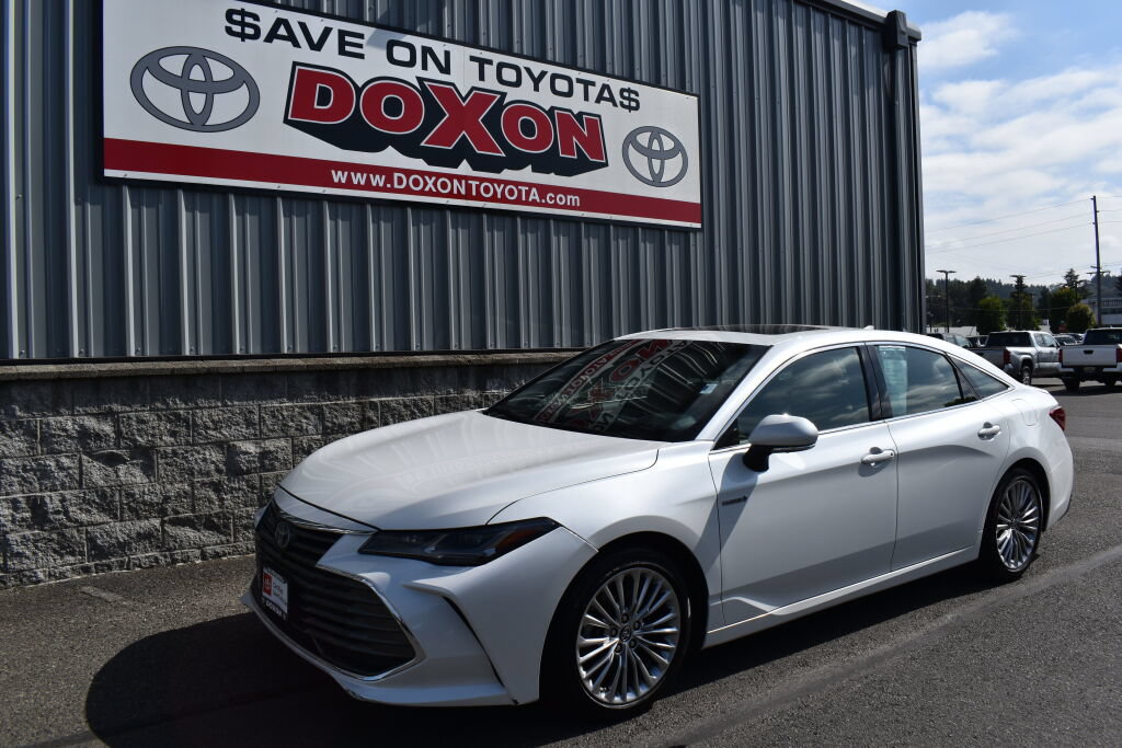 Certified 2019 Toyota Avalon Limited w/ Advanced Safety Package FWD image 1