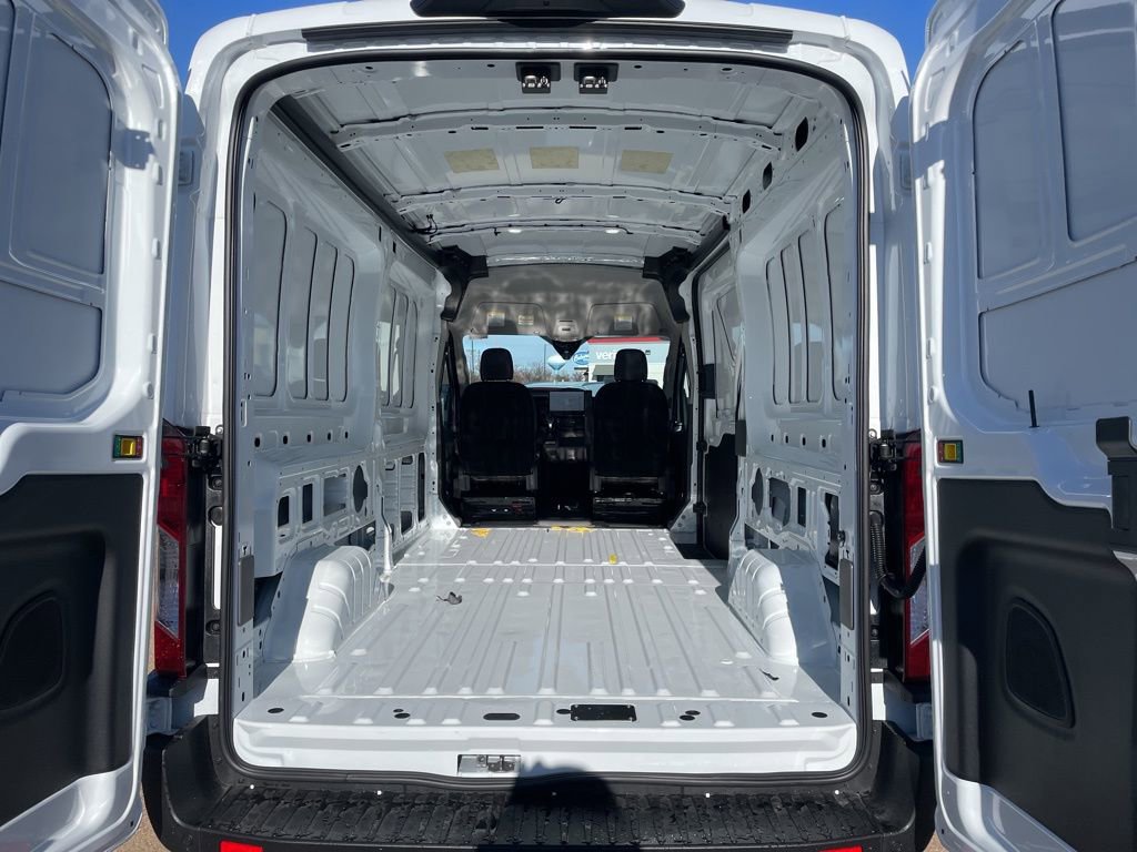 New 2026 Ford Transit 250 148 Medium Roof RWD image 14