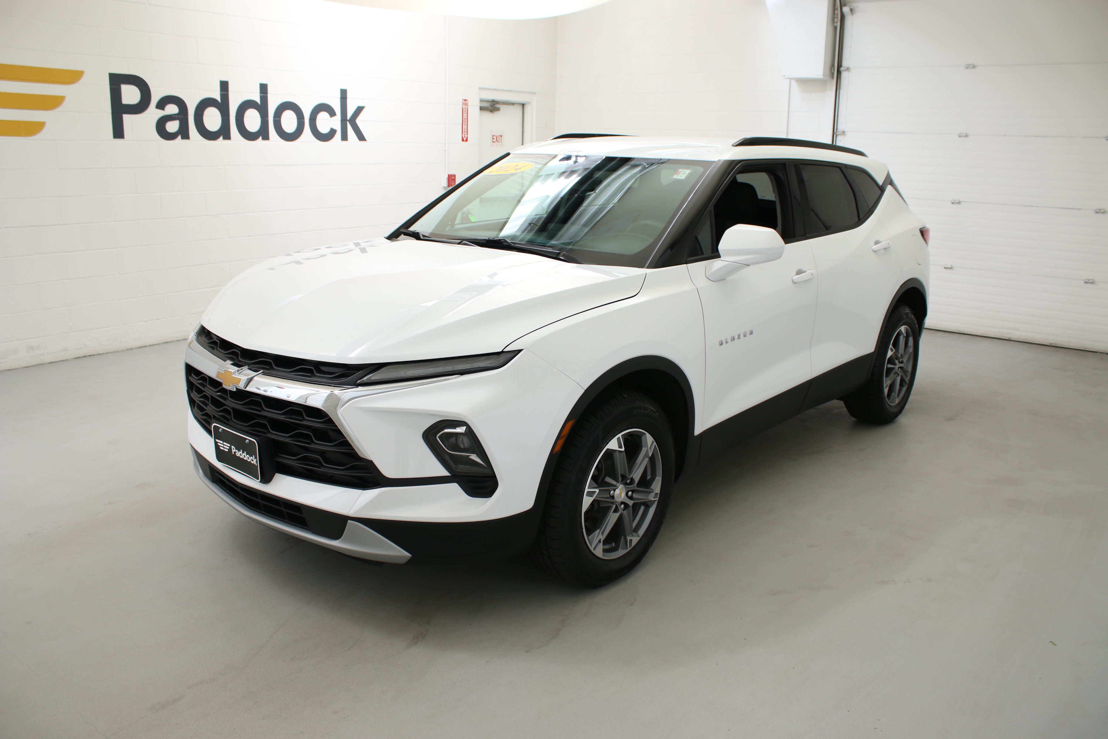 Used 2024 Chevrolet Blazer LT w/ Convenience Package AWD/4WD image 3