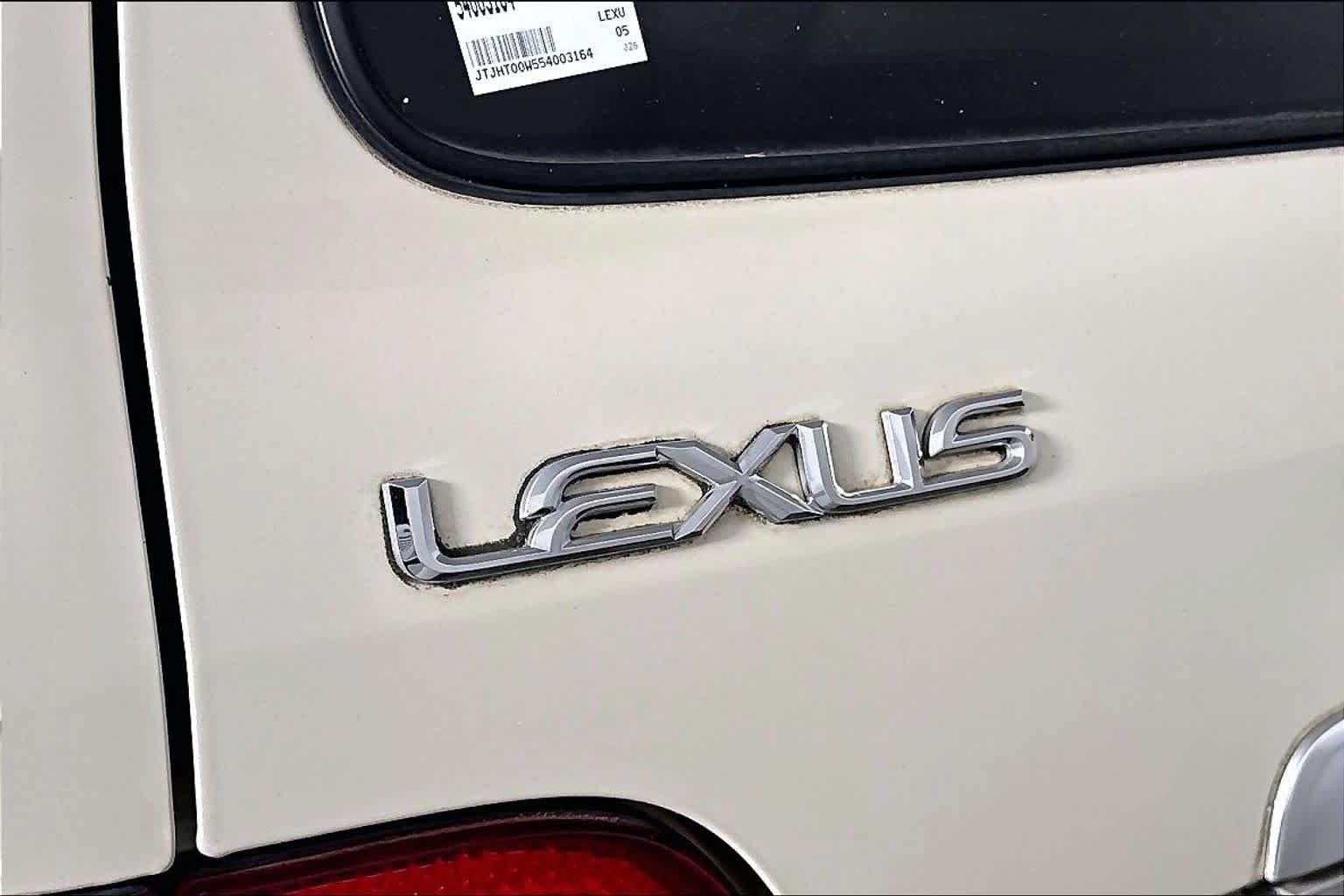 Used 2005 Lexus LX 470 4WD image 28