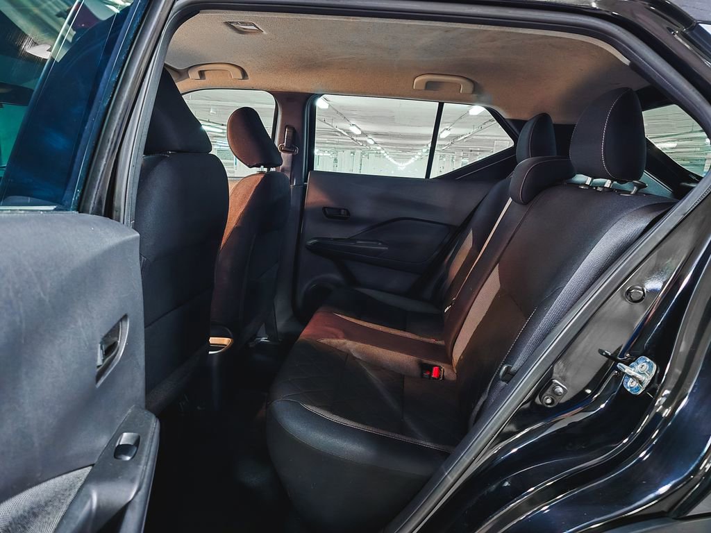Used 2018 Nissan Kicks S FWD image 19