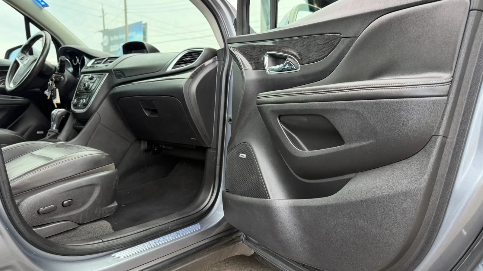 Used 2015 Buick Encore Leather w/ Experience Buick Package FWD image 12