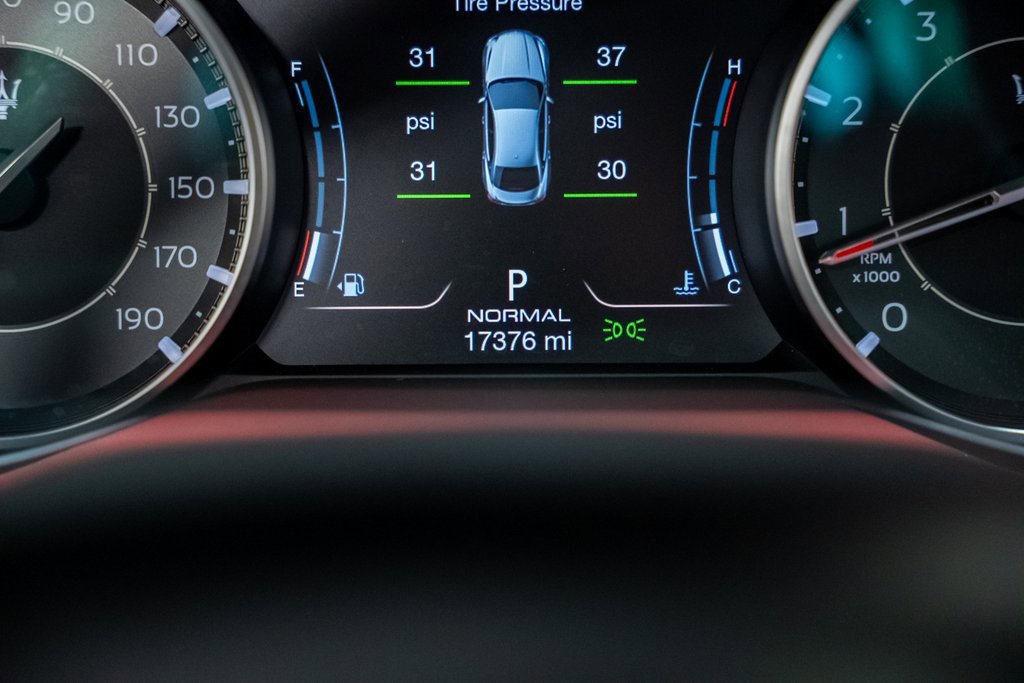 Used 2021 Maserati Ghibli S GranSport image 54