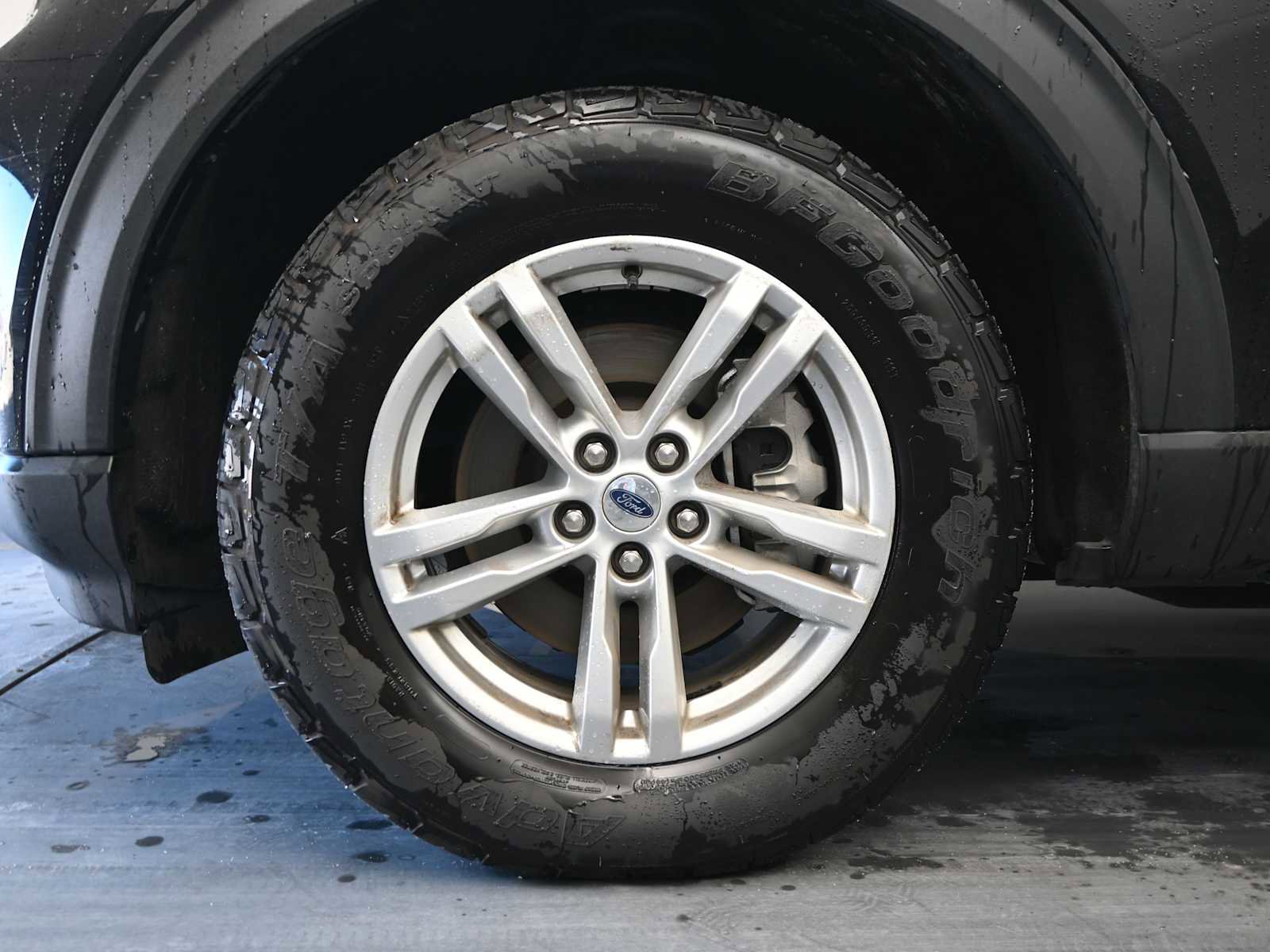 Used 2022 Ford Explorer XLT image 10