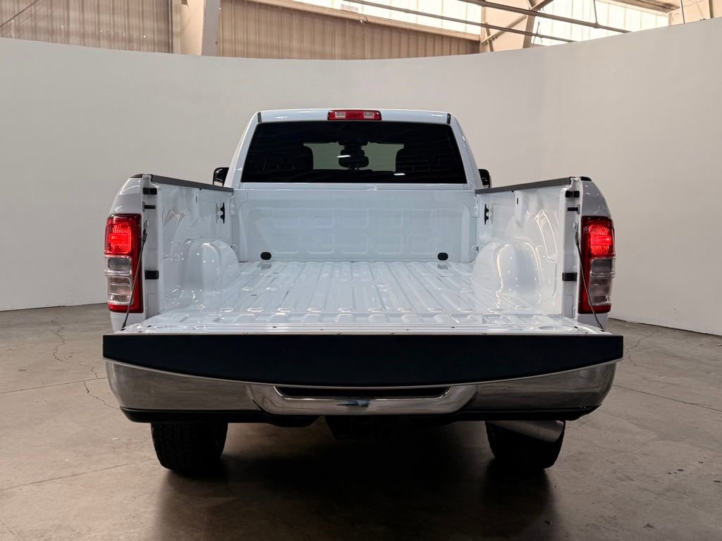 Used 2022 RAM 3500 Big Horn image 11