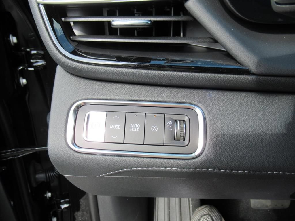New 2026 Buick Enclave Avenir w/ Super Cruise Package FWD image 24
