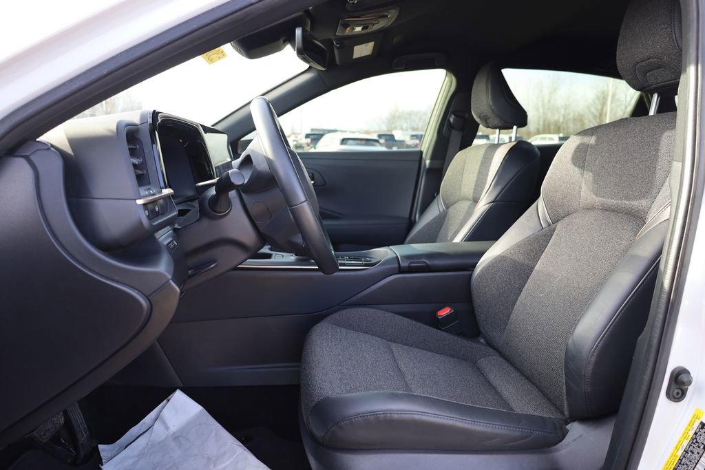 Used 2023 Toyota Crown XLE image 13