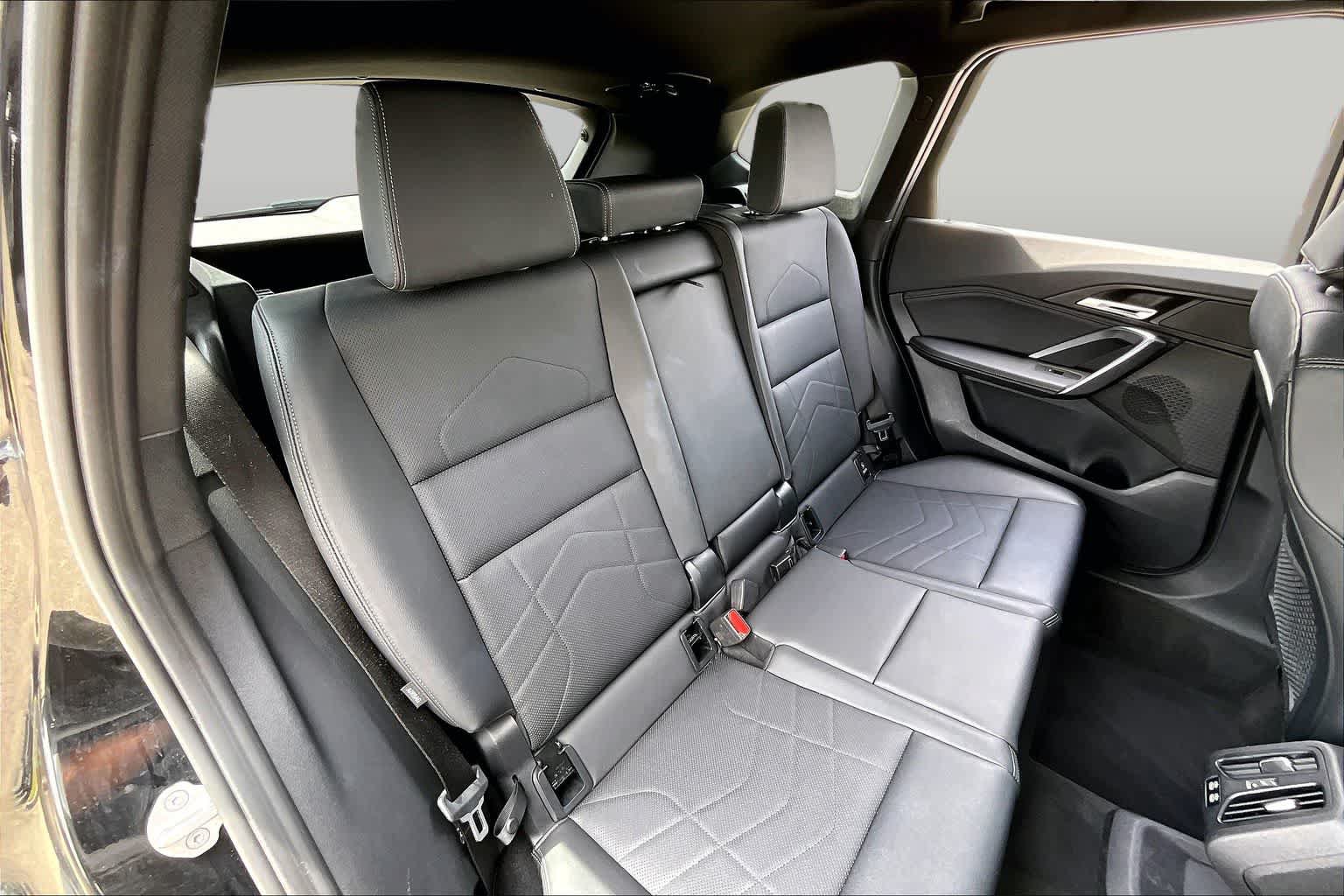 Used 2023 BMW X1 xDrive28i AWD/4WD image 18