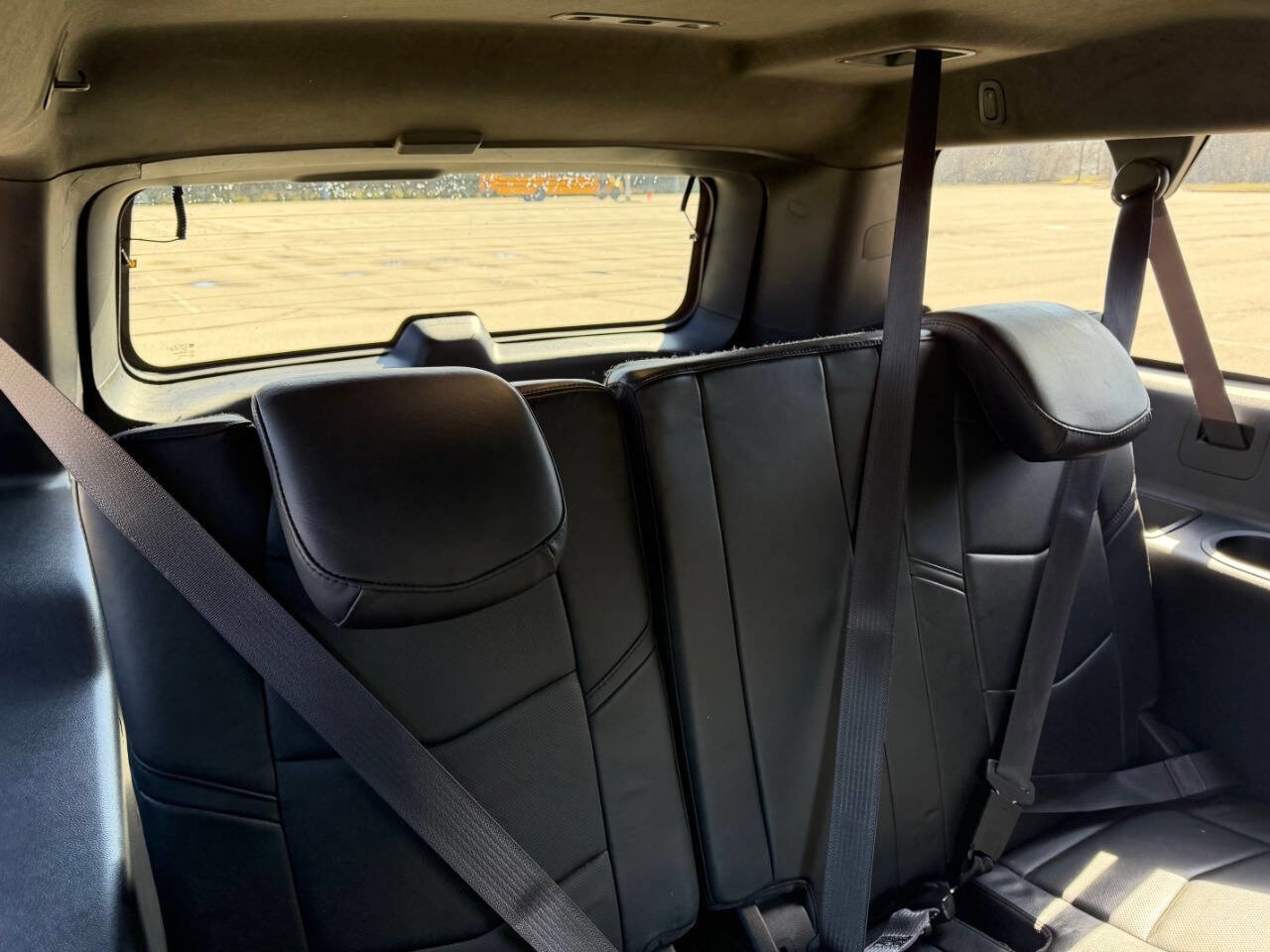 Used 2017 Cadillac Escalade ESV Platinum image 21