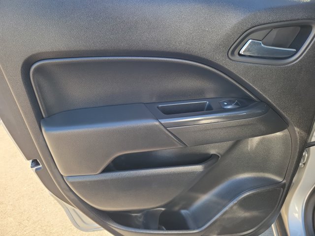 Used 2018 Chevrolet Colorado LT RWD image 14