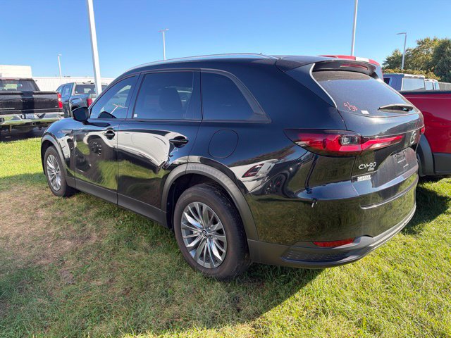 Used 2024 MAZDA CX-90 3.3 Turbo w/ Preferred Package AWD/4WD image 4