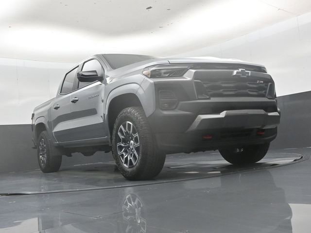 Used 2024 Chevrolet Colorado Z71 w/ Z71 Convenience Package 2 AWD/4WD image 44