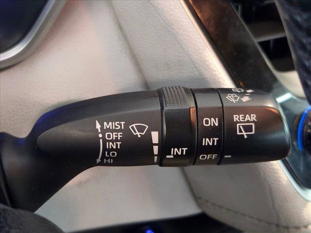 Used 2019 Toyota Corolla XSE FWD image 13