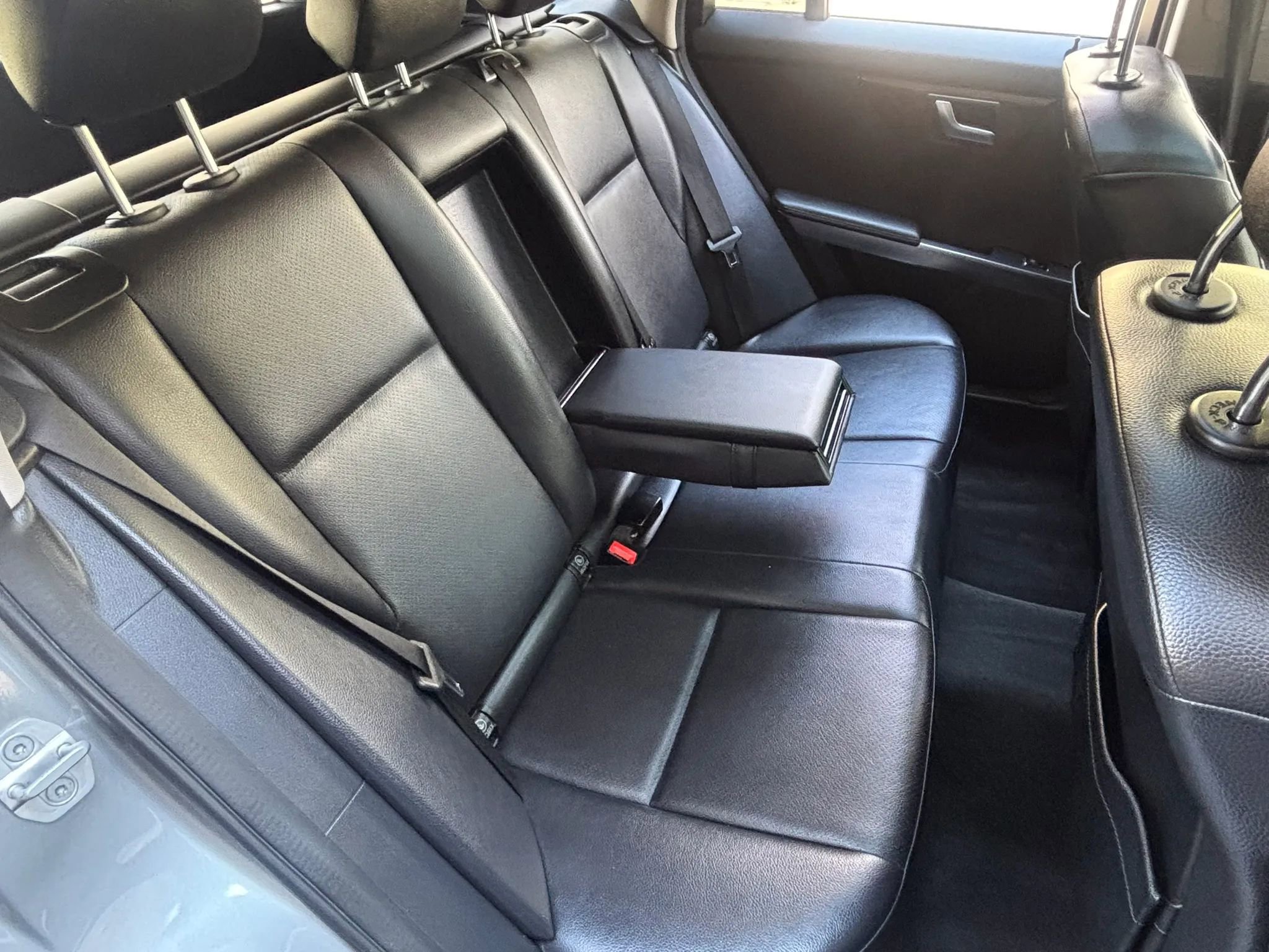 Used 2013 Mercedes-Benz GLK 350 4MATIC image 26