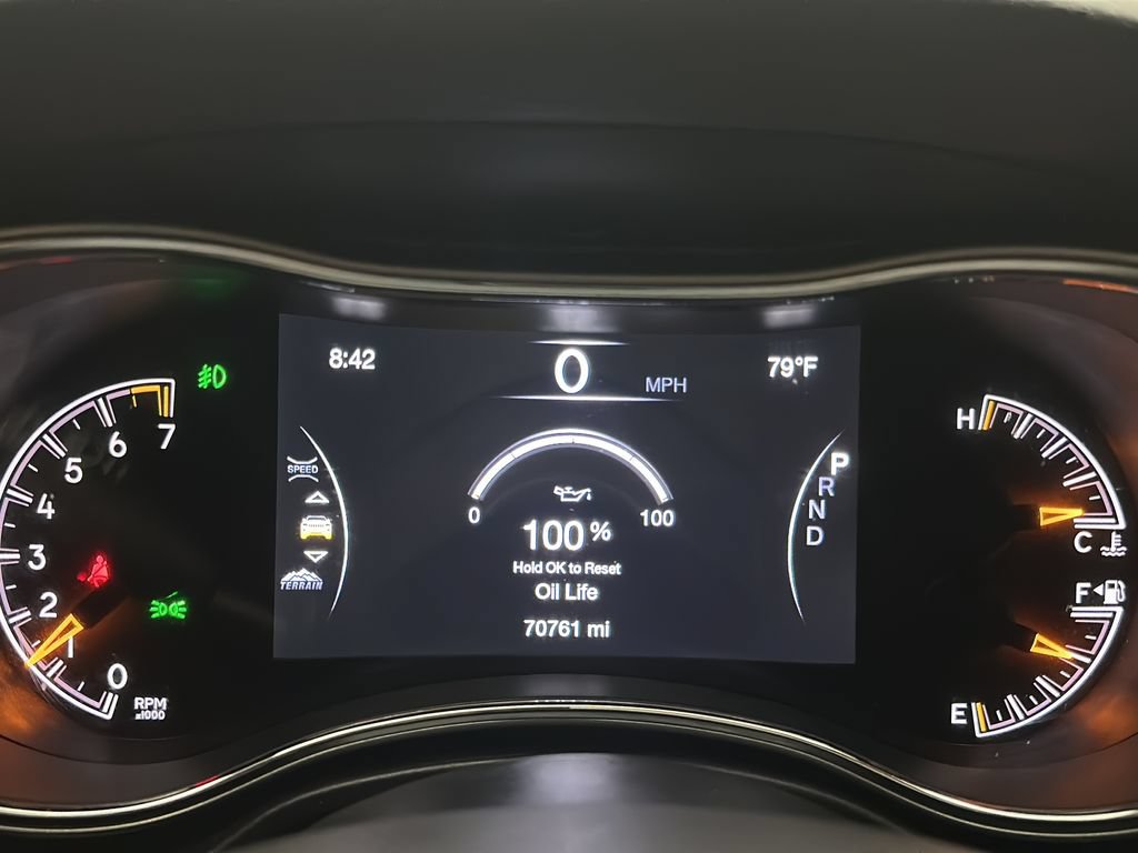 Used 2019 Jeep Grand Cherokee Limited w/ Luxury Group II AWD/4WD image 30