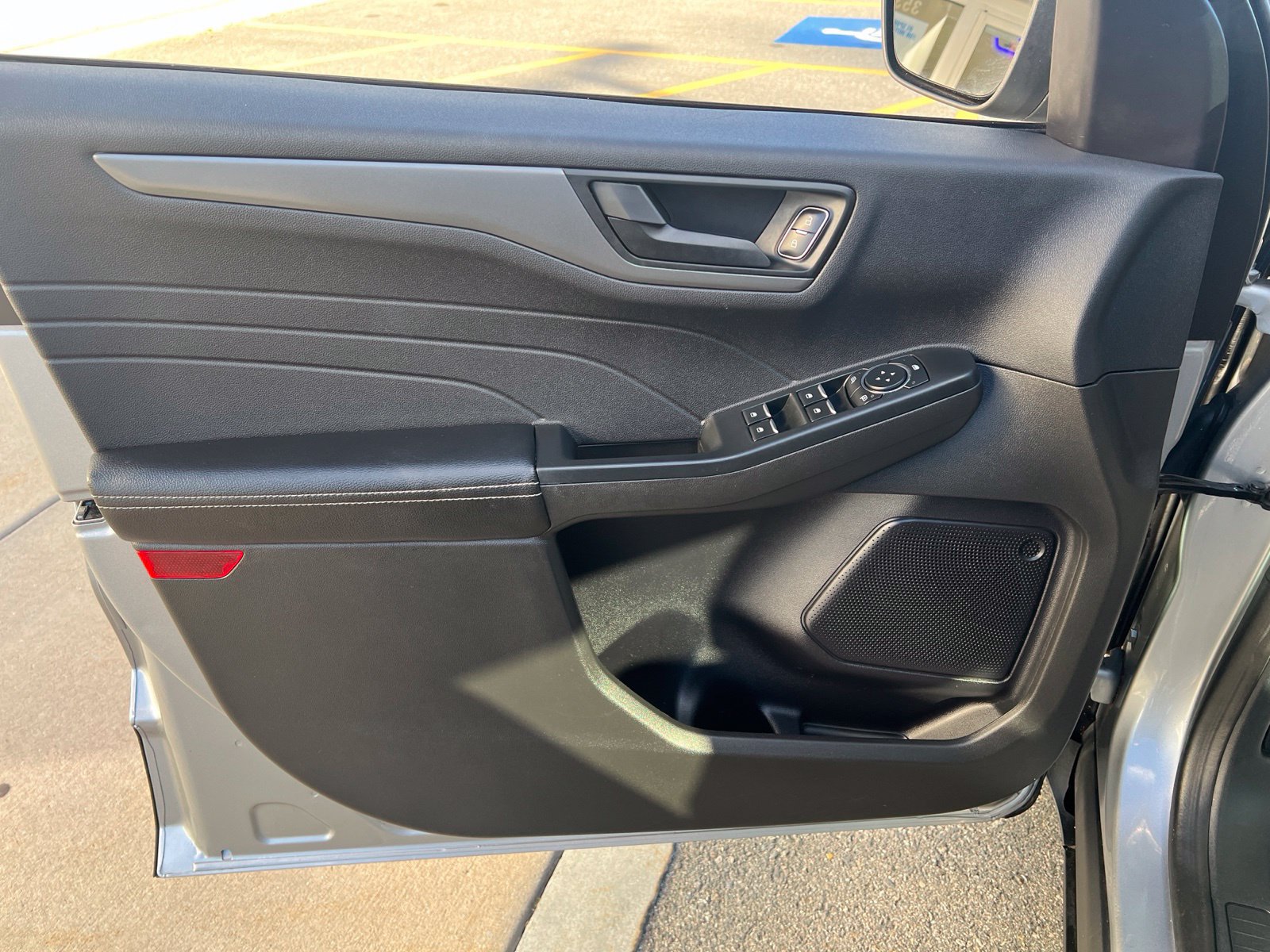 Certified 2023 Ford Escape Active AWD/4WD image 16