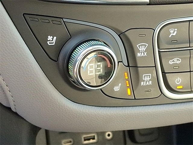 Used 2020 Chevrolet Equinox Premier image 19