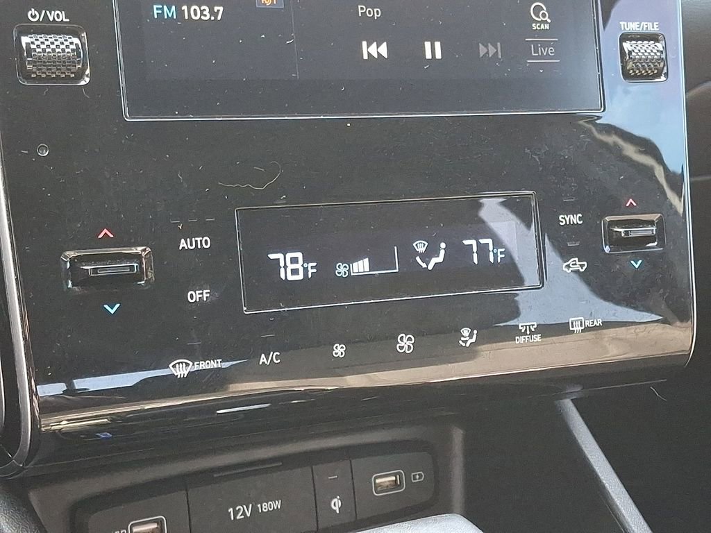 Used 2022 Hyundai Santa Cruz SEL Premium image 16