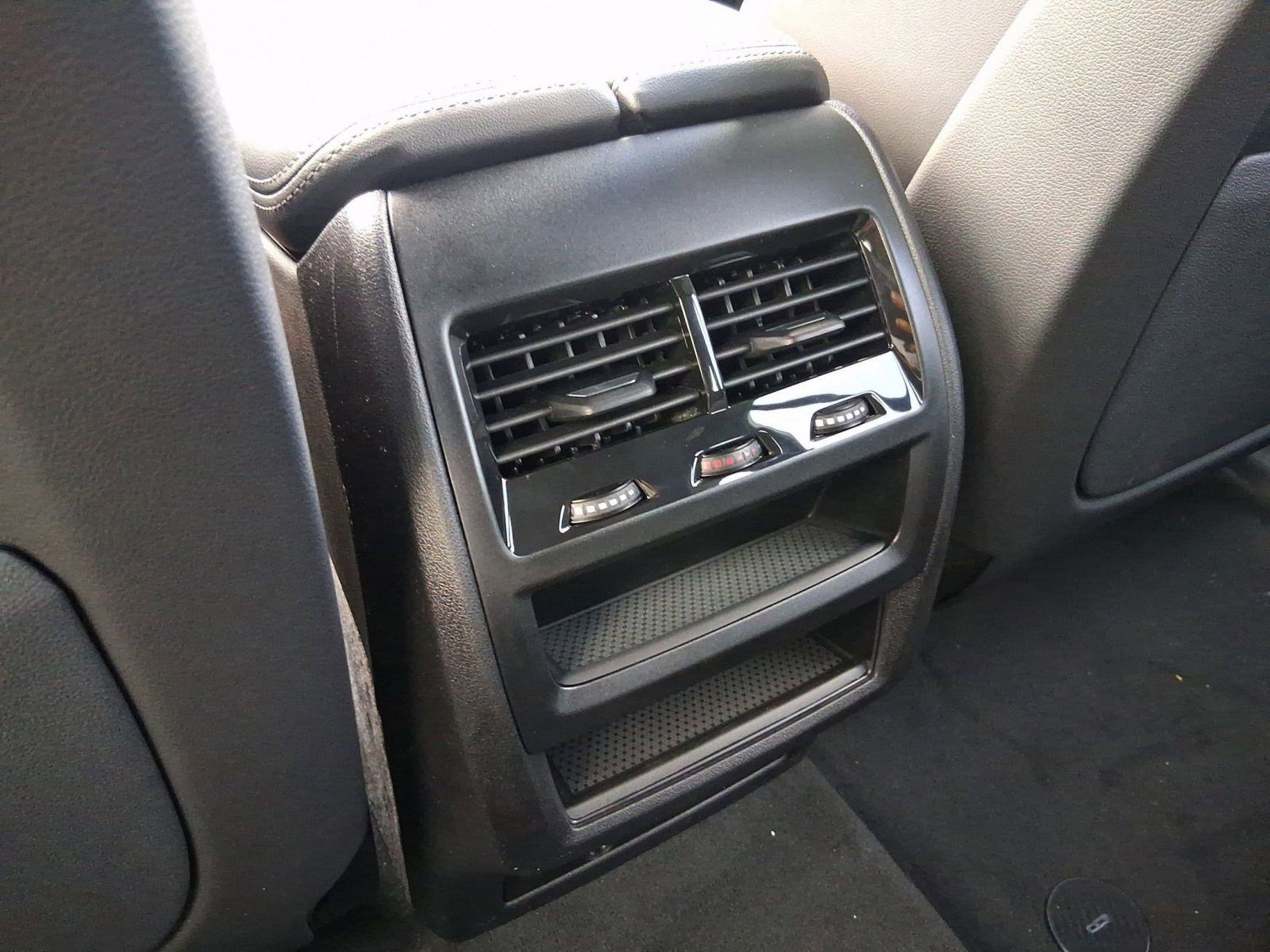 Used 2026 BMW X5 xDrive40i w/ Premium Package image 29