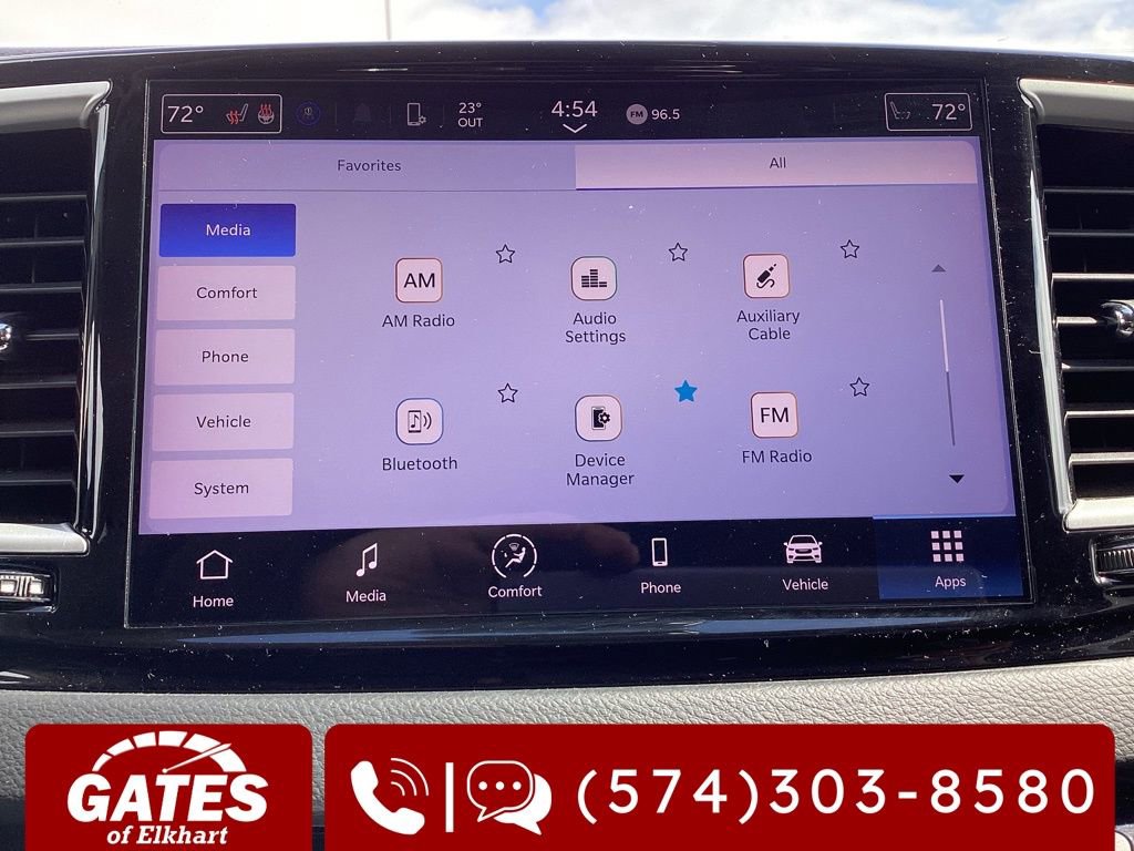 Used 2023 Chrysler Pacifica Touring-L FWD image 3