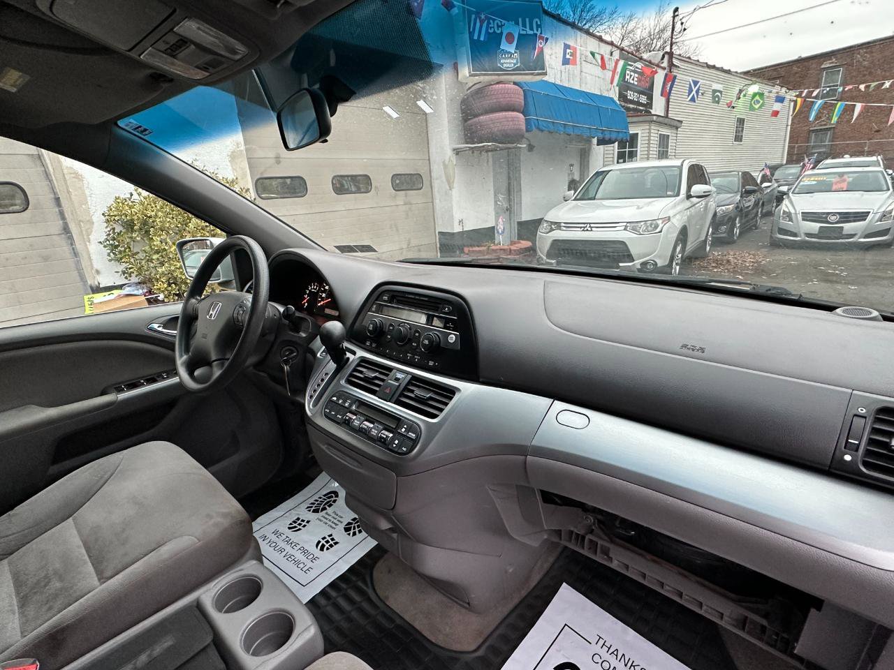 Used 2010 Honda Odyssey EX image 34