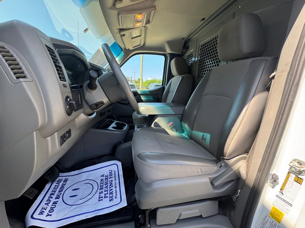 Used 2020 Nissan NV 2500 SV image 19