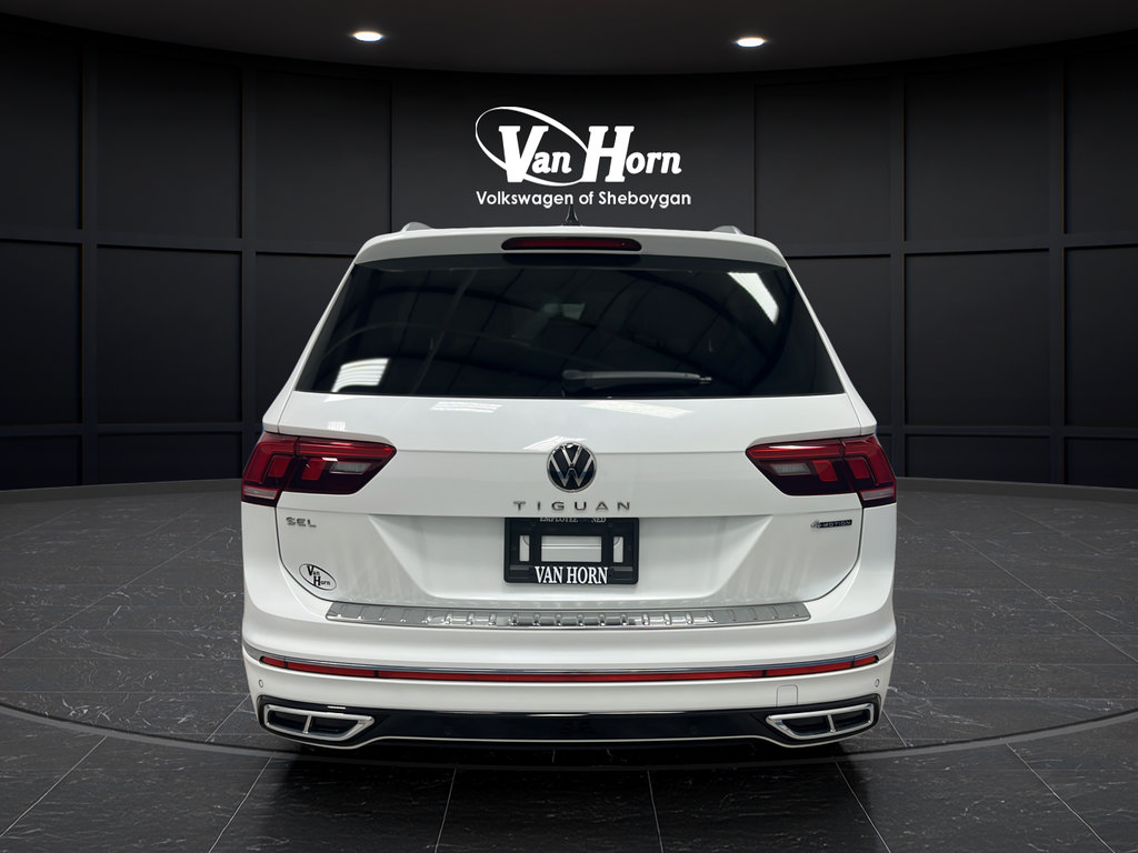 Used 2024 Volkswagen Tiguan SEL R-Line AWD/4WD image 6
