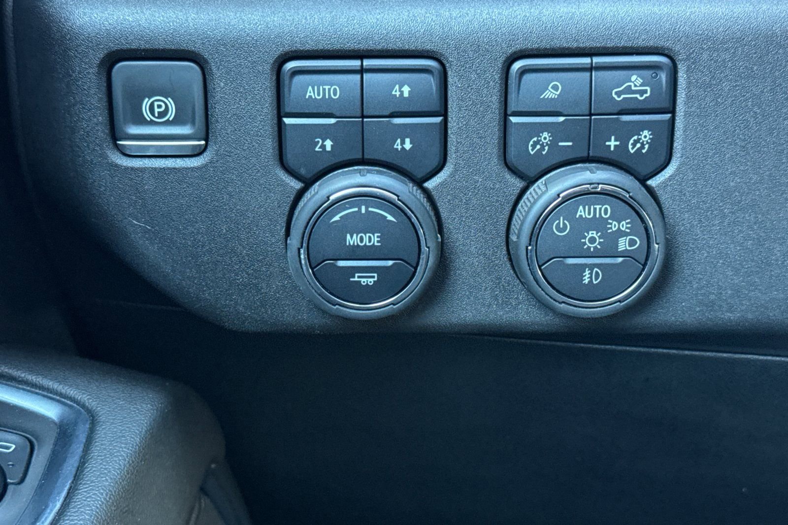 Certified 2025 Chevrolet Silverado 1500 RST w/ Convenience Package II image 31