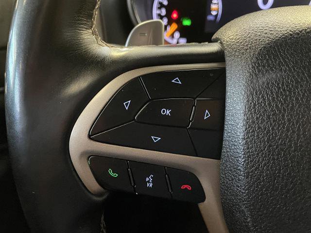 Used 2017 Jeep Grand Cherokee Limited image 14