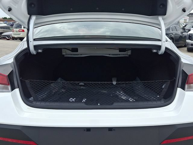 New 2026 Hyundai Elantra Sport FWD image 19